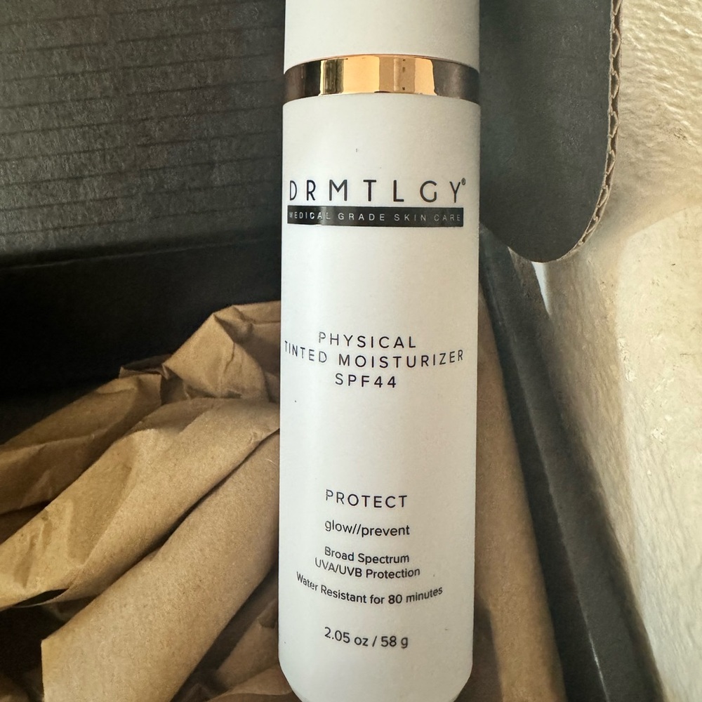 Brand new, Unopened tinted moisturizer